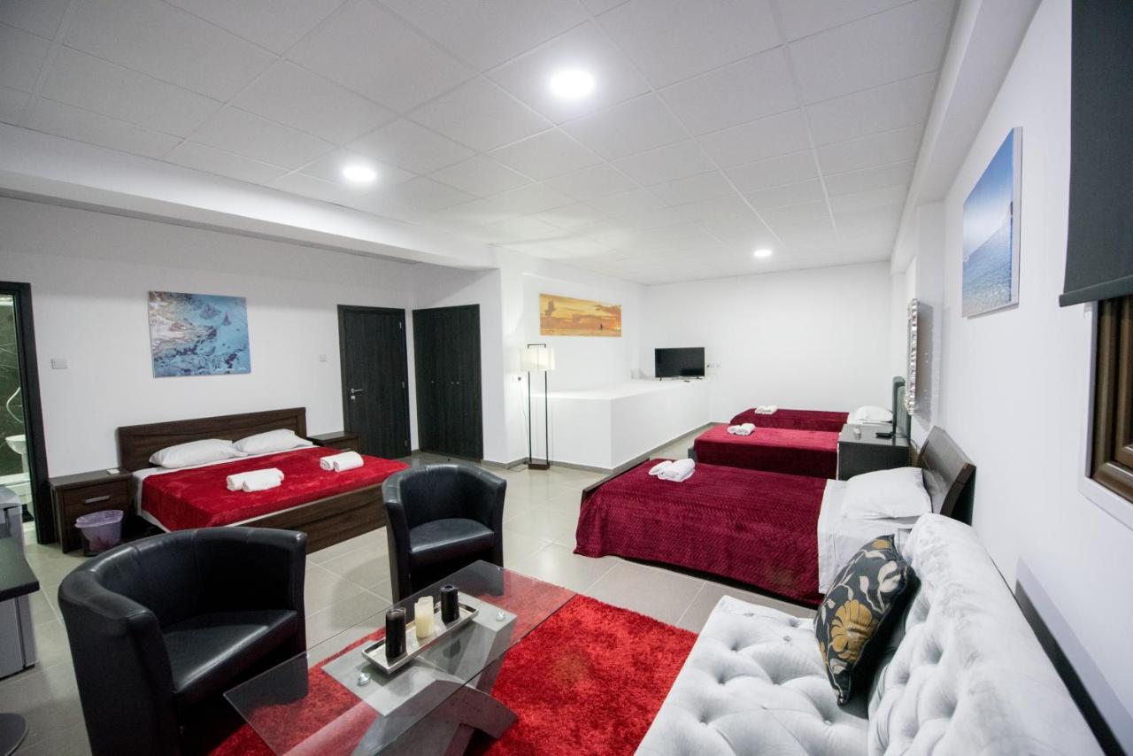 Central Luxury Studios Ayia Napa Exteriör bild