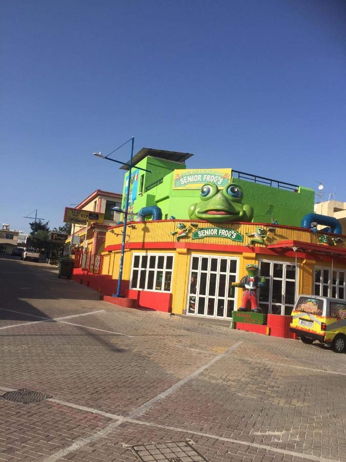 Central Luxury Studios Ayia Napa Exteriör bild