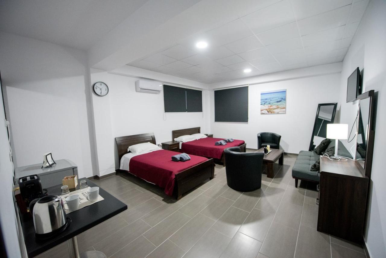 Central Luxury Studios Ayia Napa Exteriör bild
